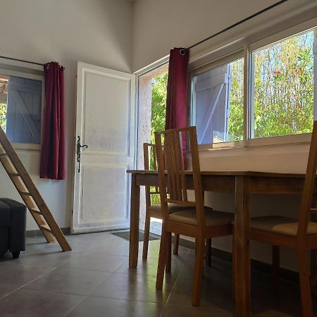 Joli Studio Au Calme Тулон Екстериор снимка
