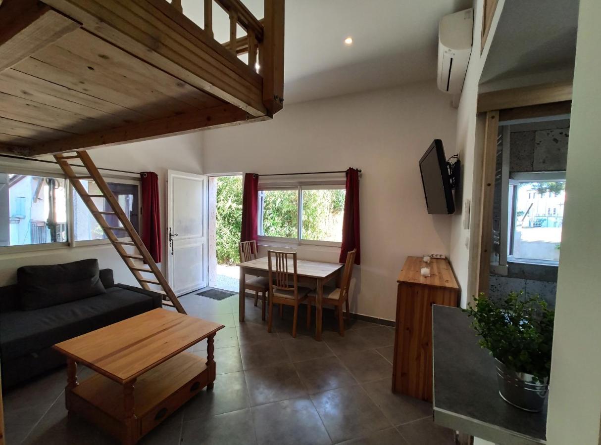 Joli Studio Au Calme Тулон Екстериор снимка