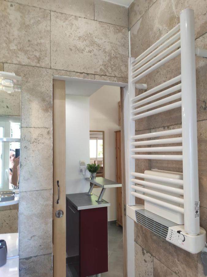 Joli Studio Au Calme Тулон Екстериор снимка